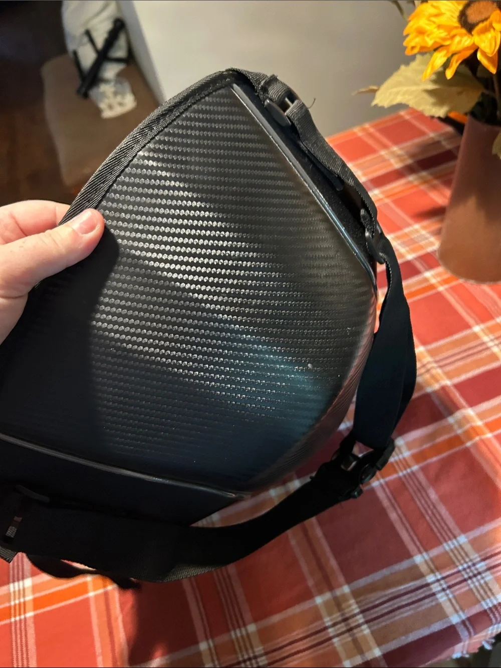 Men's Hard-Shell Black Backpack – Carbon-Finish Exterior